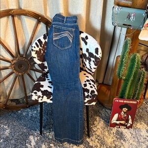 Ariat Women's Dark Blue high rise slim trouser Jeans size 30 short